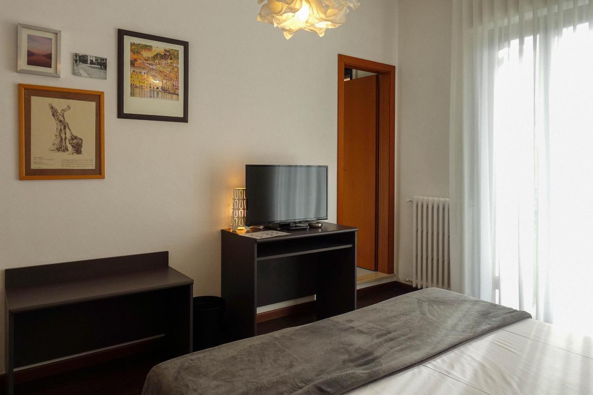 Hotel Peler Malcesine Oda fotoğraf